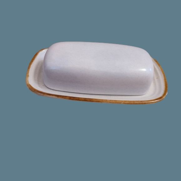 Studio Kraft MidCentury Modern Meadowbrook Stoneware Speckled Butter Dish Japan - Picture 1 of 4